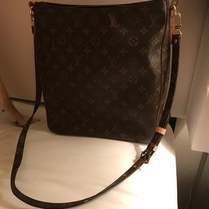 Louis Vuitton “Looping Bag” Crossbody